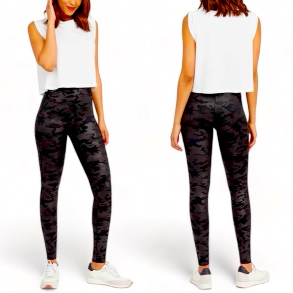 Spanx Faux‎ Leather Black Camo Leggings Camo Print High Rise Shaping Stretch